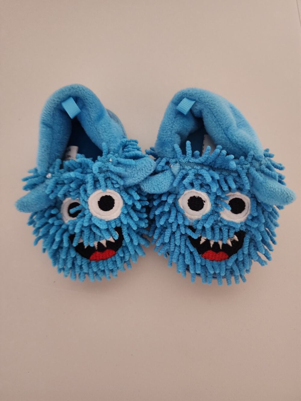 Toddler Boys Blue Fuzzy Shaggy Monster Slippers Size 2 Baby Infant Shoes